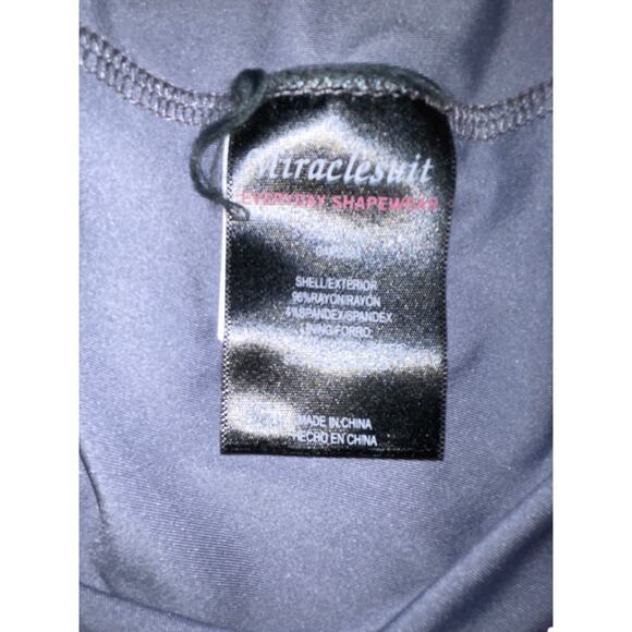 Miraclesuit Chandelier Beaded Shapewear Top - Size L - Interior Liner‎ to Smooth - Picture 10 of 12